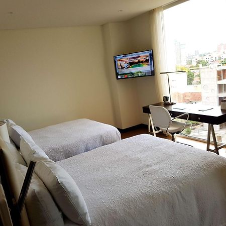 Готель Hampton By Hilton Santa Cruz Санта-Крус-де-ла-Сьєрра Екстер'єр фото