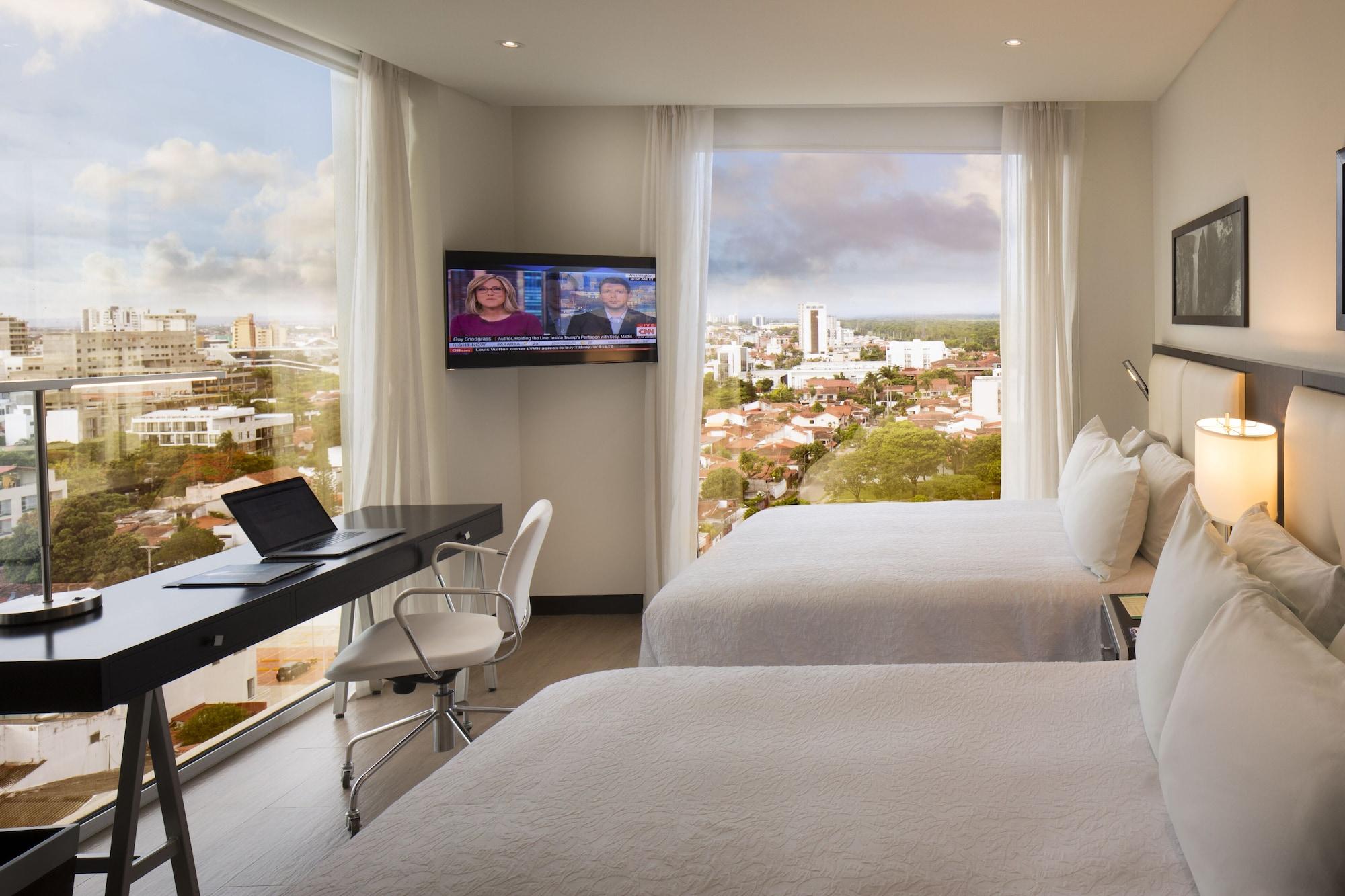 Готель Hampton By Hilton Santa Cruz Санта-Крус-де-ла-Сьєрра Екстер'єр фото